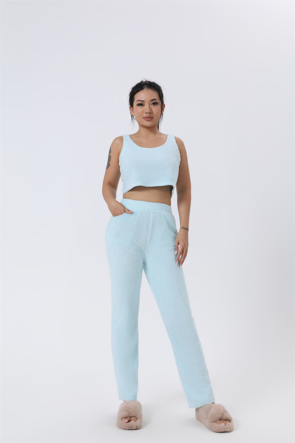 Cozy 3‑Piece Pajama Lounge Set – Soft, Fluffy & Stylish Winter Loungewear for Women